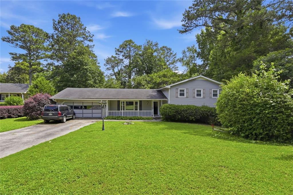 Photo 1 of 36 — 4118 Rocky Ledge Way, Snellville, GA 30039