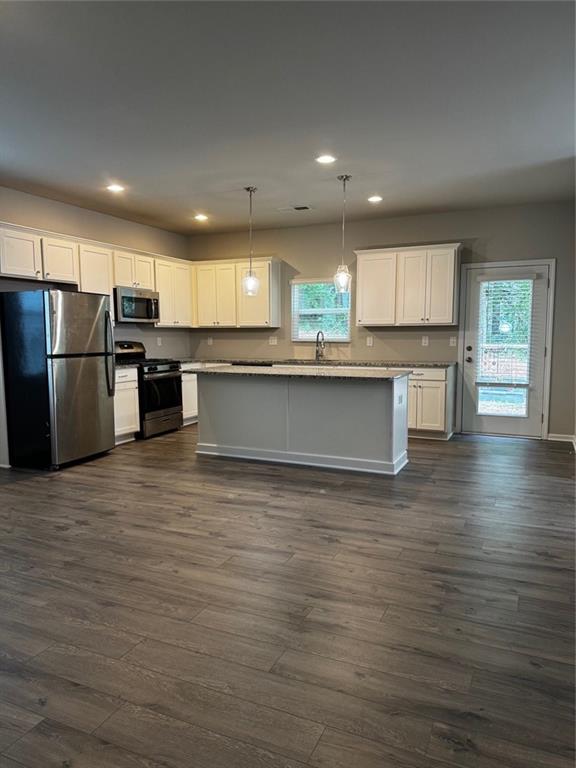 30 Laurel Drive E