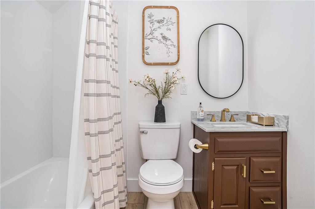 No HOA - Residential