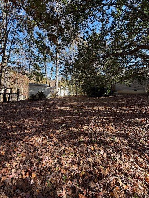 525 DAVIS MILL Drive