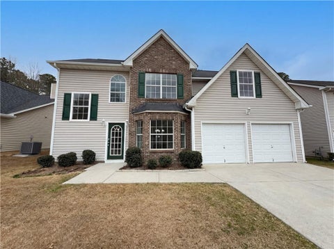 Homes For Sale - 4400 Ivy Fork Drive<br/> Loganville, GA 30052