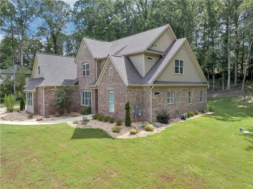 25 Mountain Crest Drive