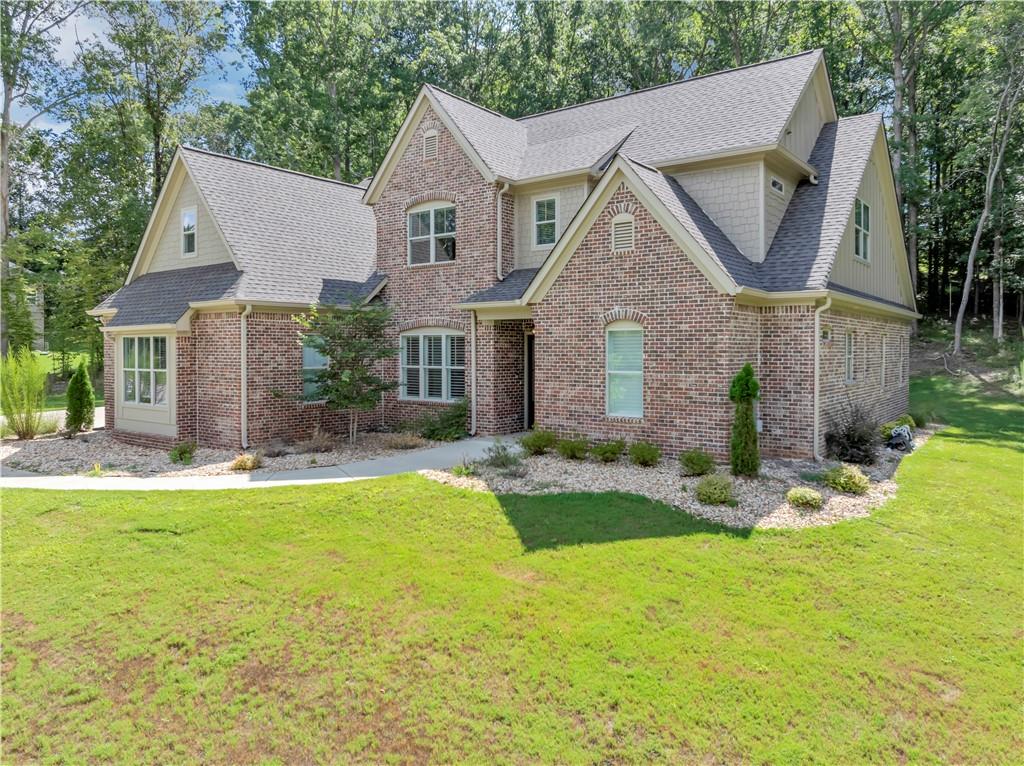 25 Mountain Crest Drive