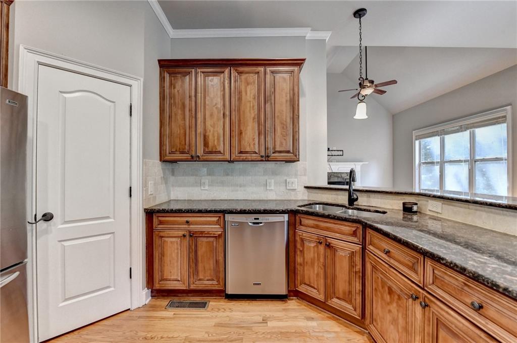 5195 Stefan Ridge Way, Buford, Georgia image 29