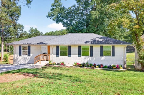 Homes For Sale - 2298 Mark Trail<br/> Decatur, GA 30032