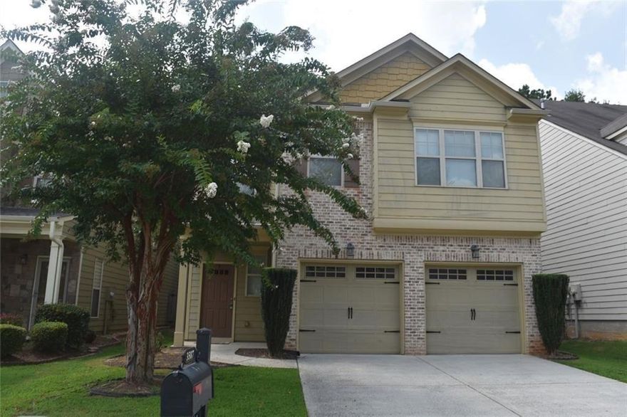 Beautiful and spacious Milton home in a great neighborhood with top North Fulton schools. This home has a lovely exterior with established landscaping. Interior features an open floor plan with hardwoods, granite, stainless steel kitchen, 9' smooth ceilings, fireplace... You will also find a breakfast room, breakfast bar, and a separate dining room. The floor plan has extremely generous secondary bedrooms with large walk-in closets. Secondary bedrooms have a Jack-n-Jill bathroom. There are extra closets and extra shelving in the garage. Convenient to excellent public and private schools, learning and social opportunities, recreation, shopping, and dining.