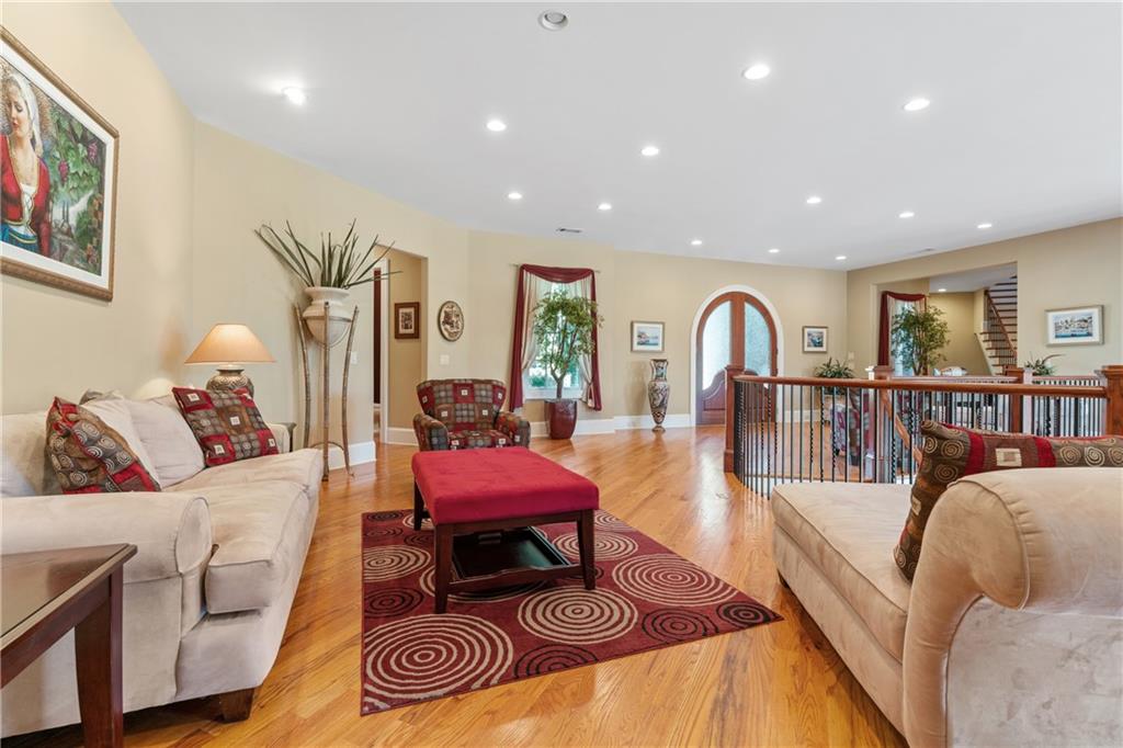 2220 Peachtree Road, Cumming, Georgia image 6