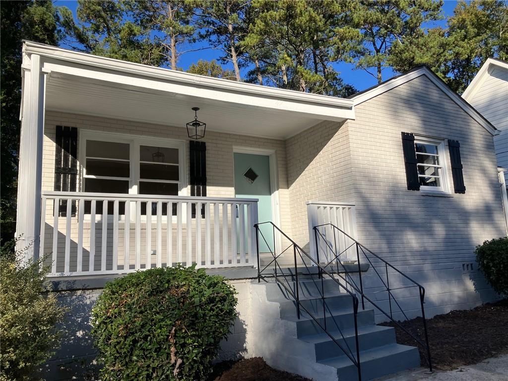 411 Greencove Lane SE