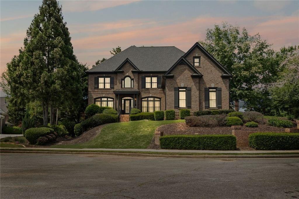 465 Majestic Cove Drive
