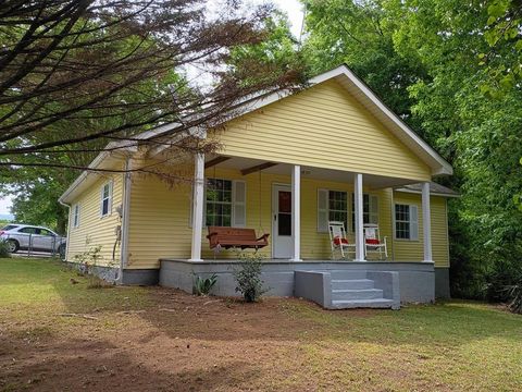 Homes For Sale - 1240 Old Highway 411<br/> Chatsworth, GA 30705