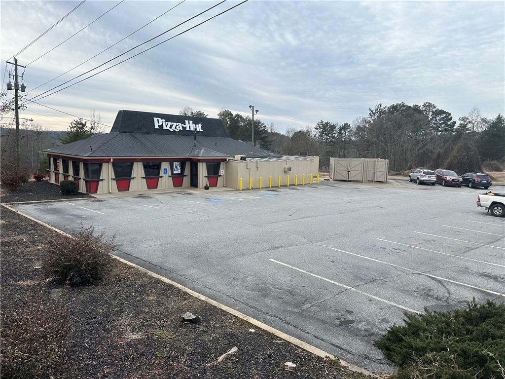 1352 S Chestatee Street