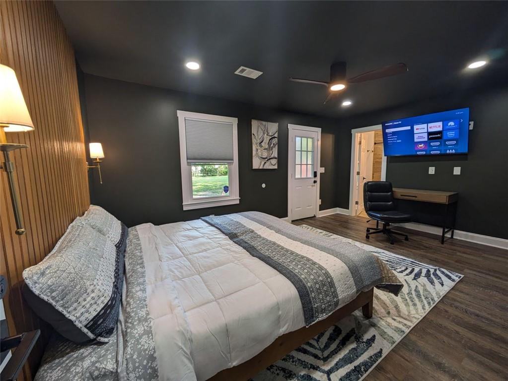 122 Malone Drive NW