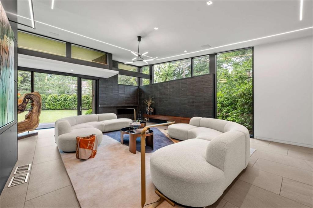 3891 Wieuca Road