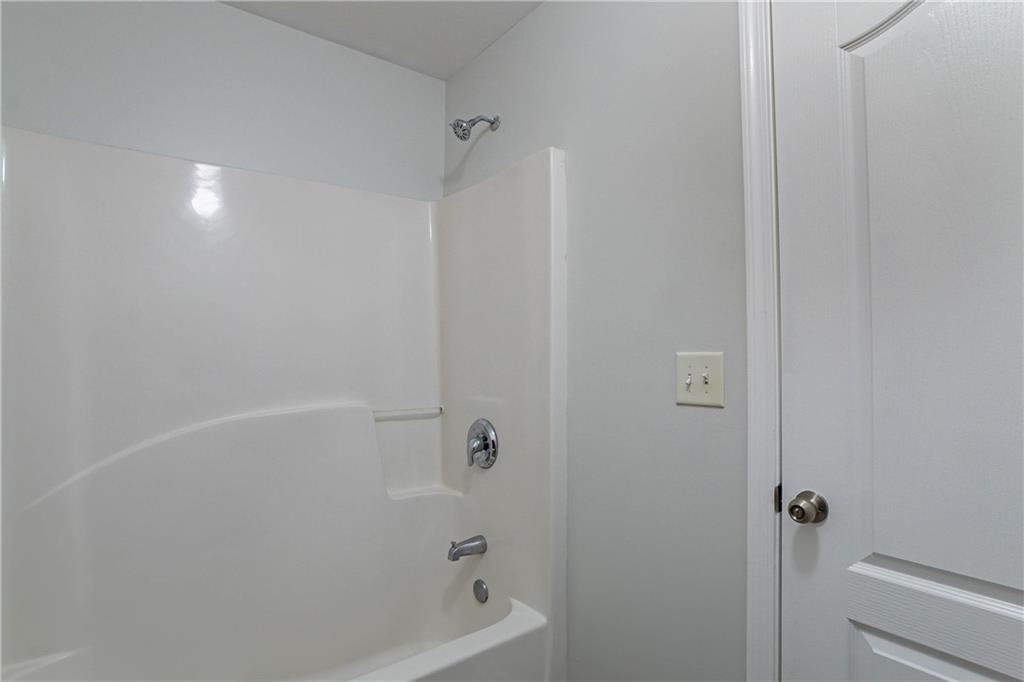 1498 Scenic Pines Drive, Lawrenceville, Georgia image 32