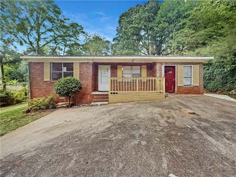 Homes For Sale - 2228 Lee Street<br/> Gainesville, GA 30504