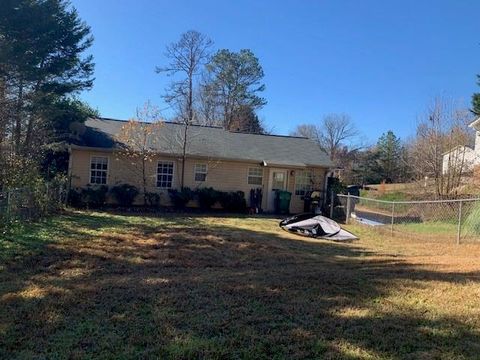 A home in Carnesville