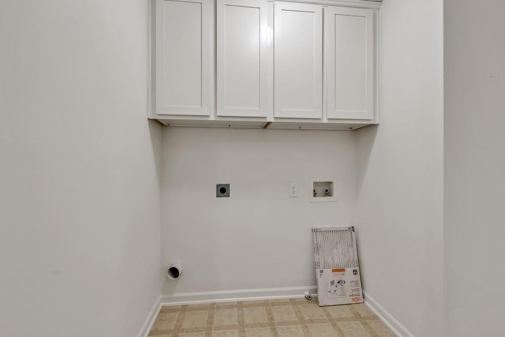 895 Roxfield Court, Buford, Georgia image 32