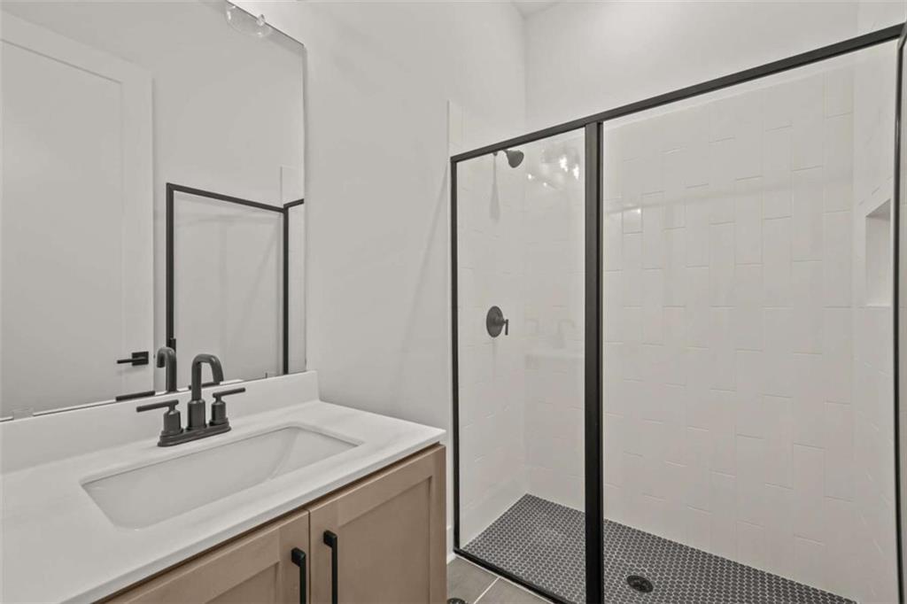 4445 Beechnut Circle