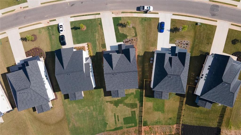 HOLLY FARM PH 1B - Residential Lease