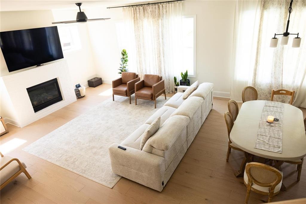 HOLLY FARM PH 1B - Residential Lease