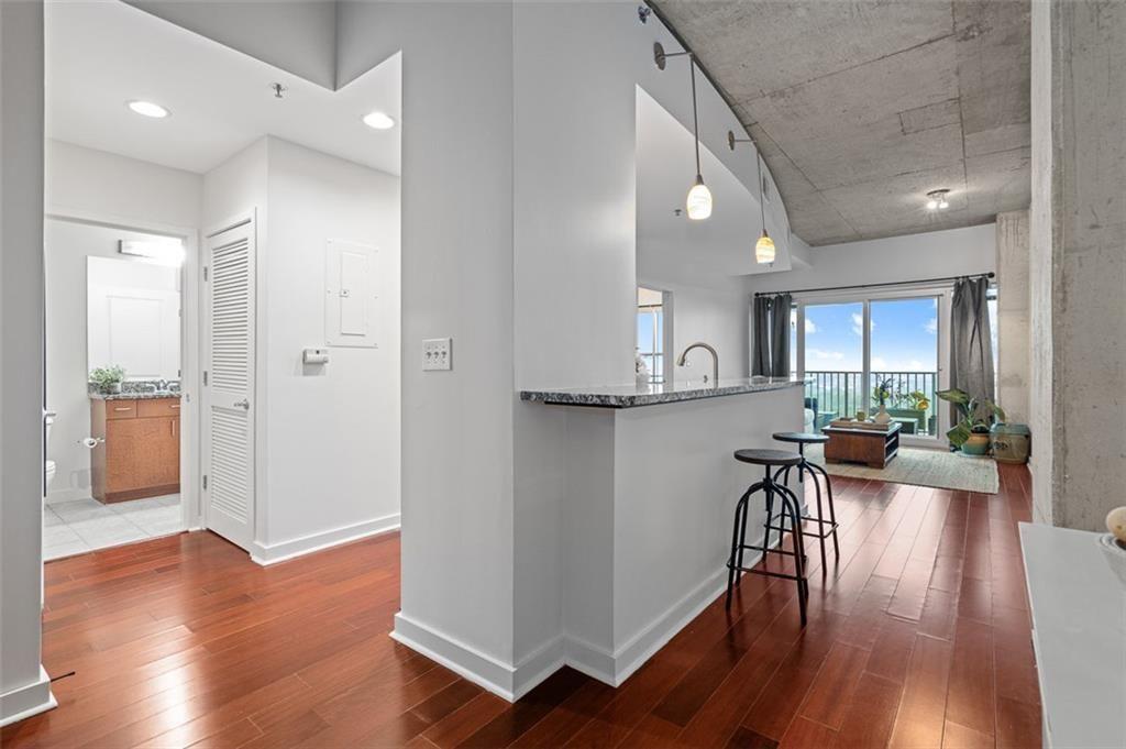 250 Pharr Road NE 1715