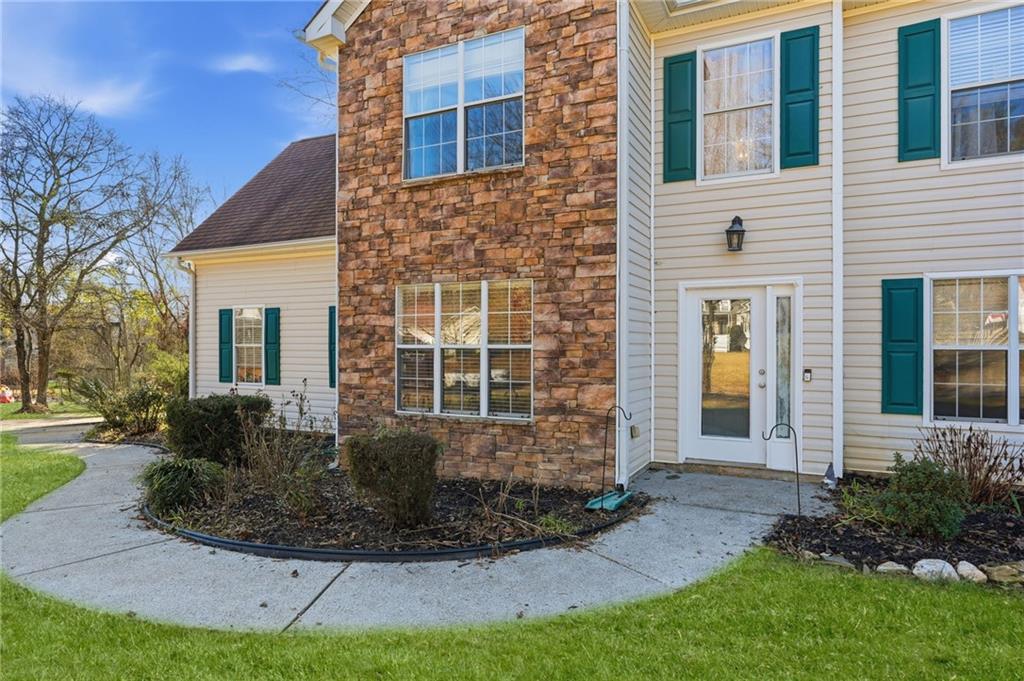 7140 Hunters Trace Drive