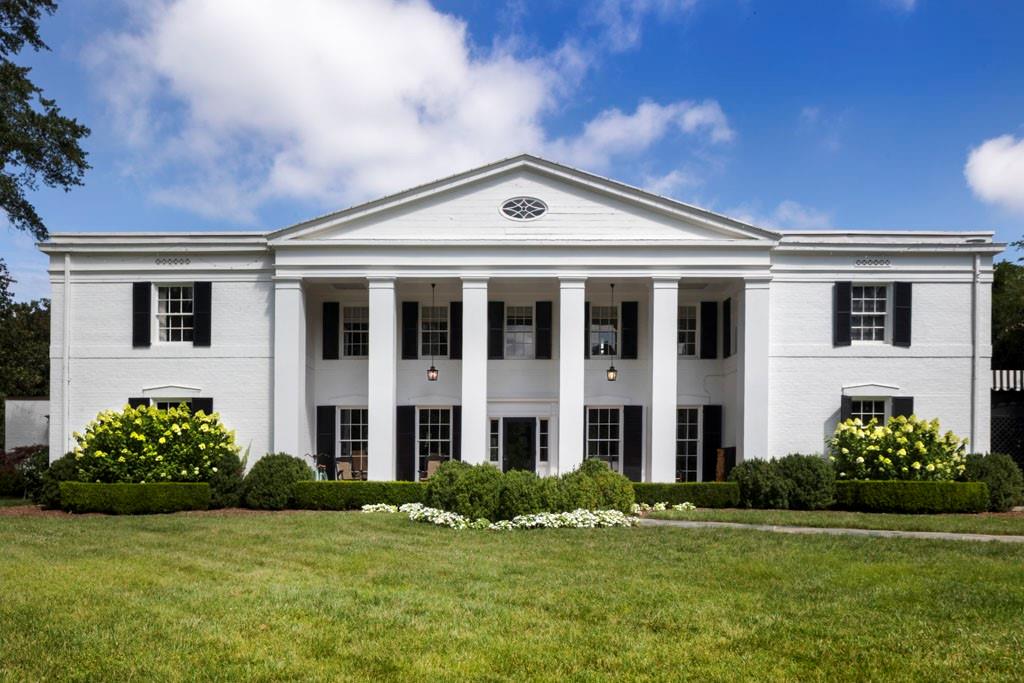 3200 Arden Road NW