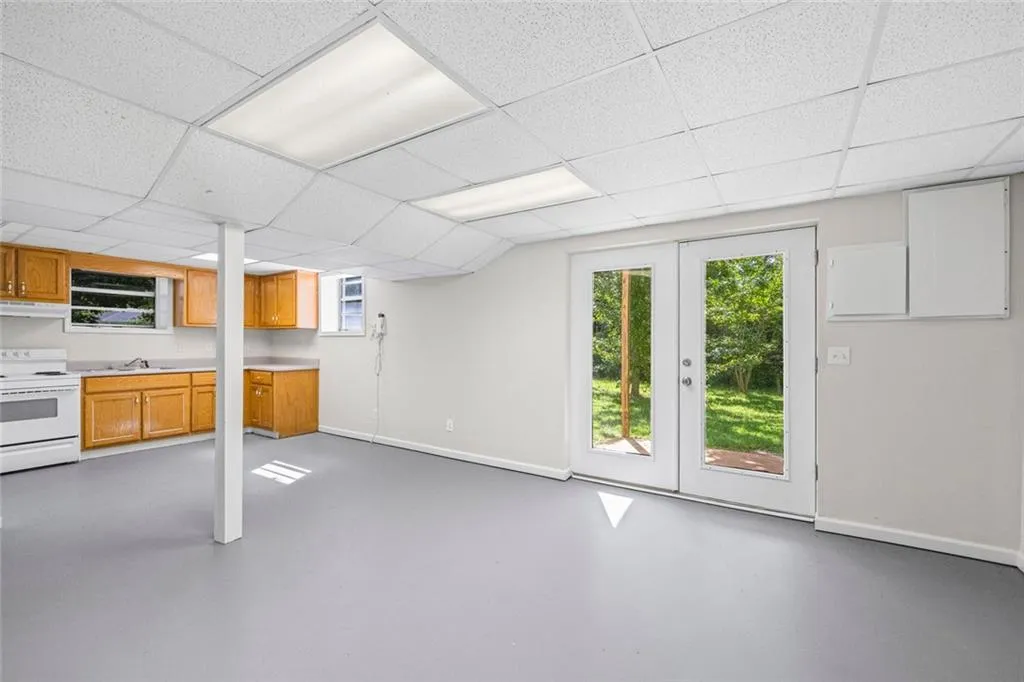 Toccoa, Georgia 30577, United States, 3 Bedrooms Bedrooms, ,2 BathroomsBathrooms,Residential,Active,205391