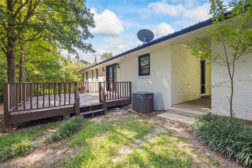 Toccoa, Georgia 30577, United States, 3 Bedrooms Bedrooms, ,2 BathroomsBathrooms,Residential,Active,205391