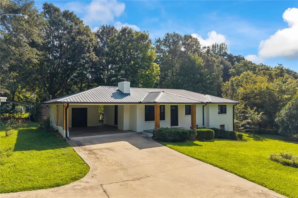 Toccoa, Georgia 30577, United States, 3 Bedrooms Bedrooms, ,2 BathroomsBathrooms,Residential,Active,205391