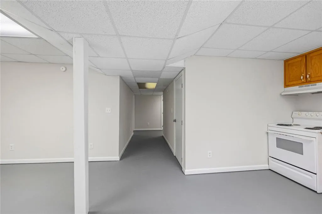 Toccoa, Georgia 30577, United States, 3 Bedrooms Bedrooms, ,2 BathroomsBathrooms,Residential,Active,205391