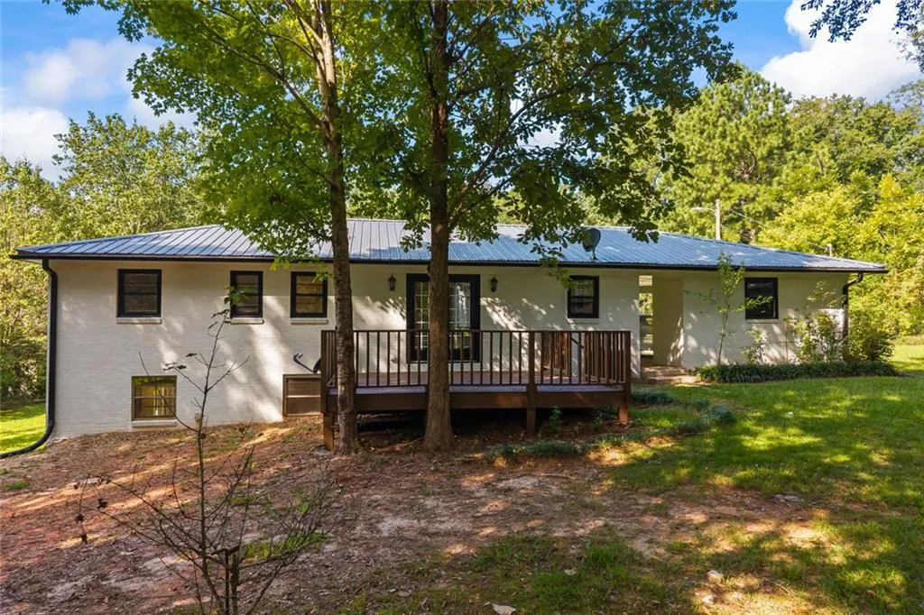 Toccoa, Georgia 30577, United States, 3 Bedrooms Bedrooms, ,2 BathroomsBathrooms,Residential,Active,205391