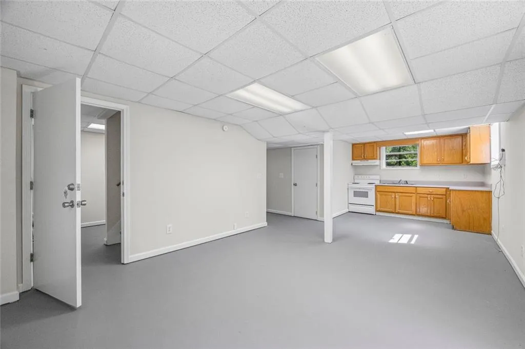 Toccoa, Georgia 30577, United States, 3 Bedrooms Bedrooms, ,2 BathroomsBathrooms,Residential,Active,205391