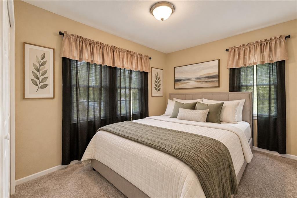 3249 Renault Road SE