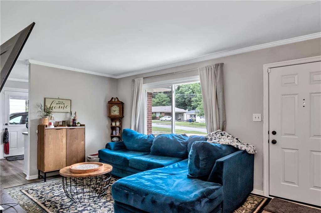 1104 Parkview Drive