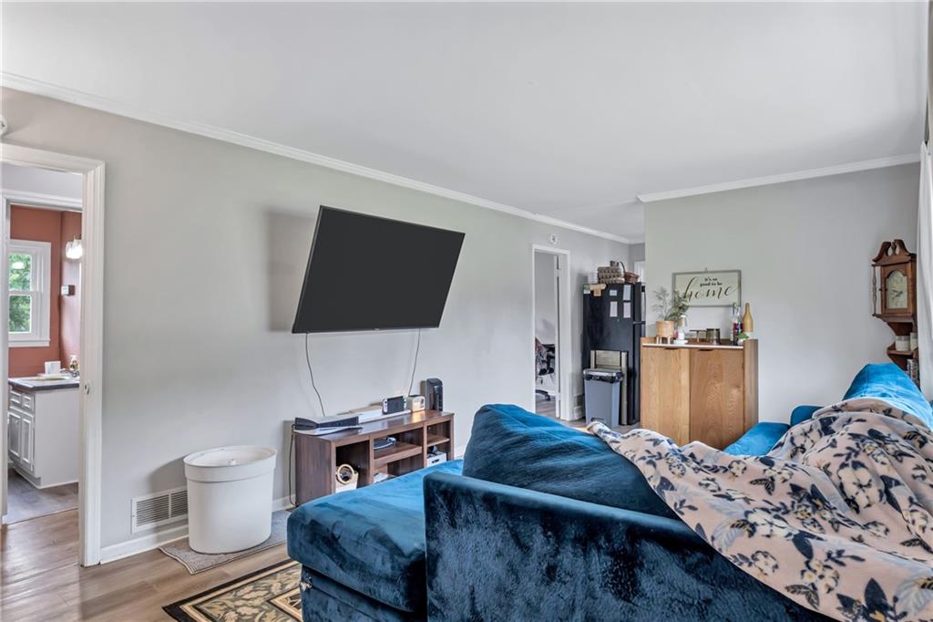 1104 Parkview Drive