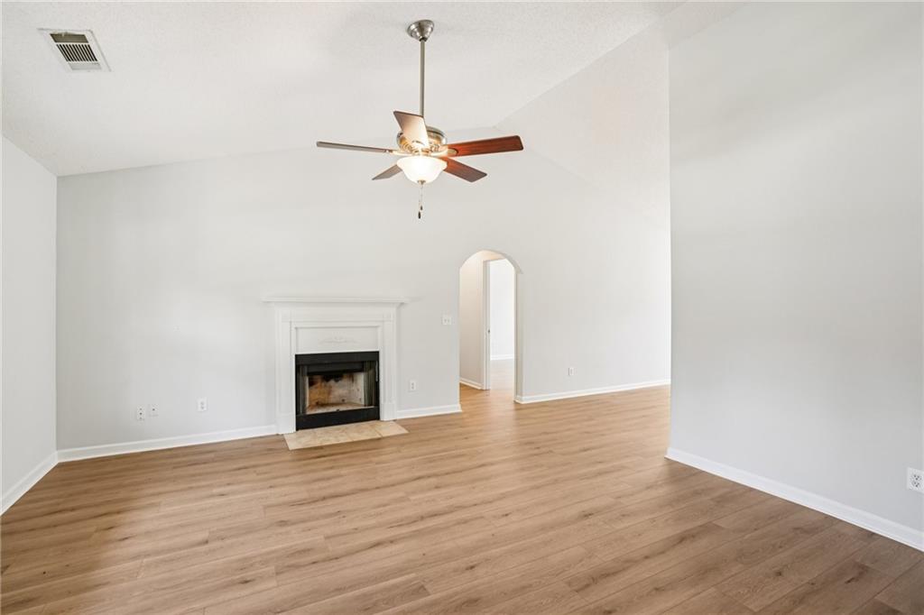 98 Oakville Drive