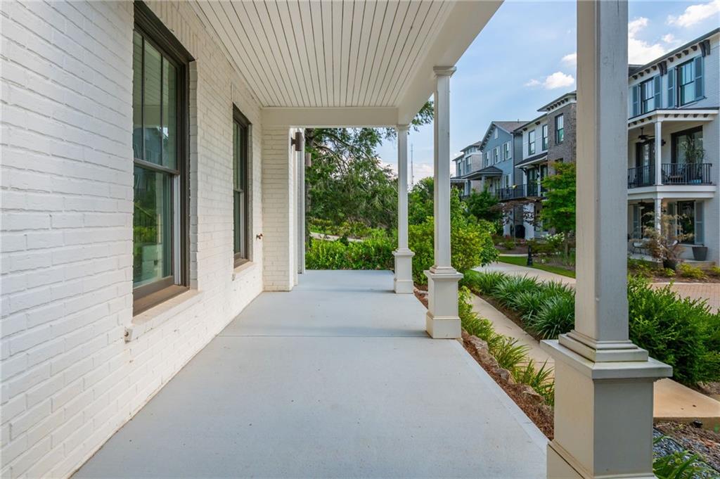 100 Villa Magnolia Lane