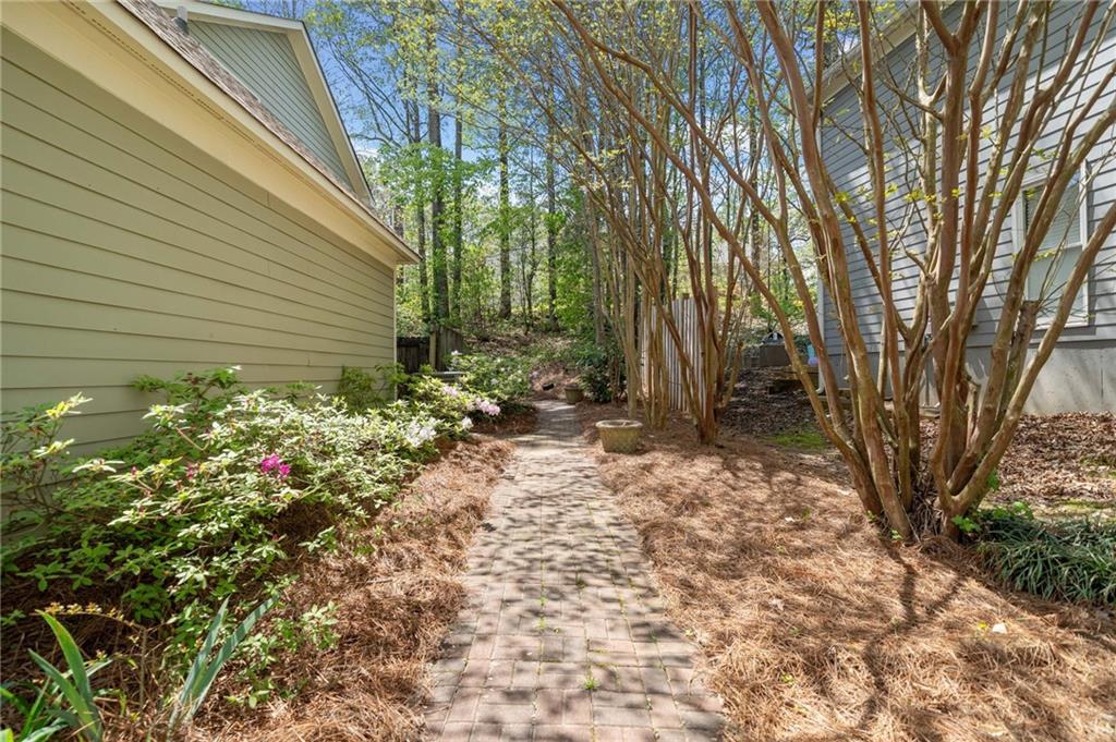 4009 Glenlake Trace, Kennesaw, Georgia image 27