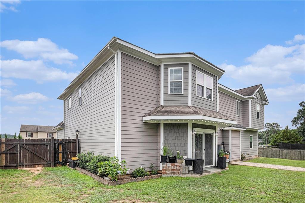1076 Sutherland Drive