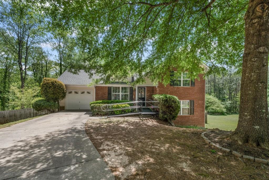 2591 Boulder Hill Court SE