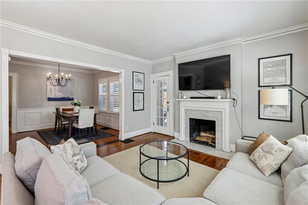 810 Martina Drive NE