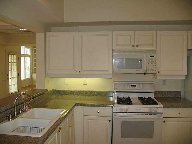 3636 Habersham Road NW 2308