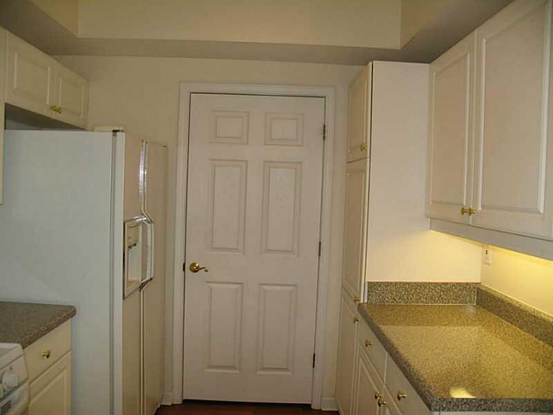 3636 Habersham Road NW 2308