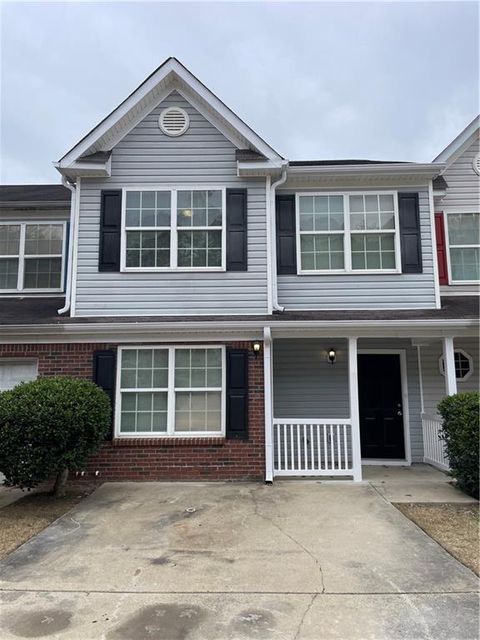 Townhouse For Sale - 1160 Maple Valley Court<br/> Union City, GA 30291