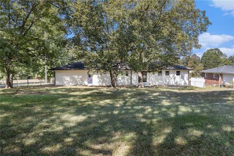 A home in Powder Springs