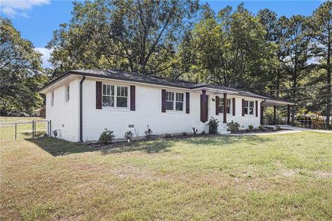 A home in Powder Springs