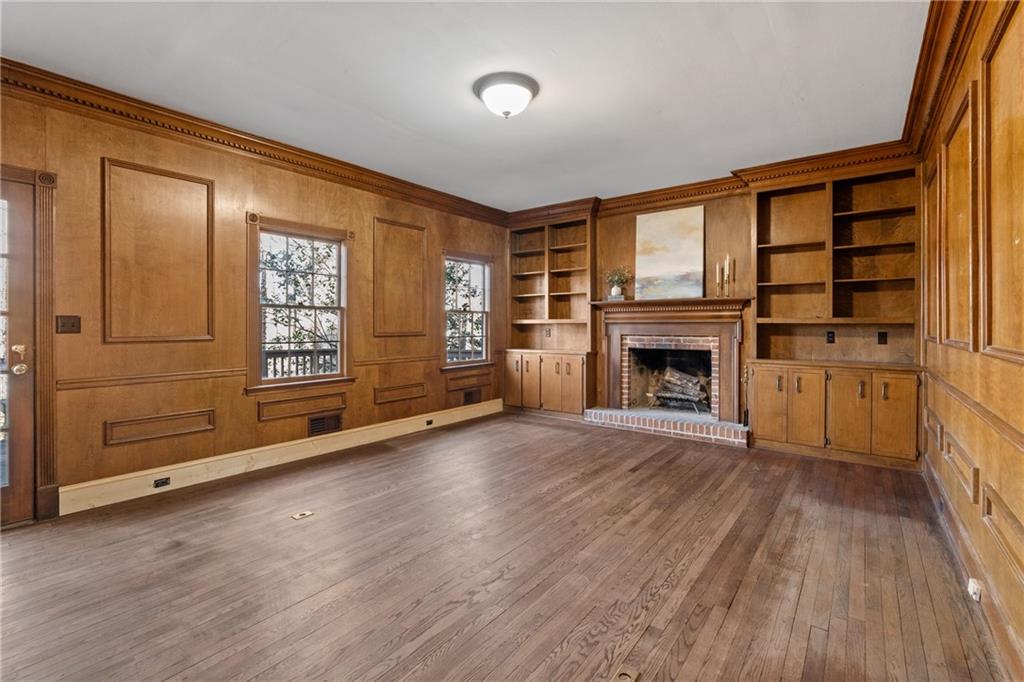 4259 Blackland Drive