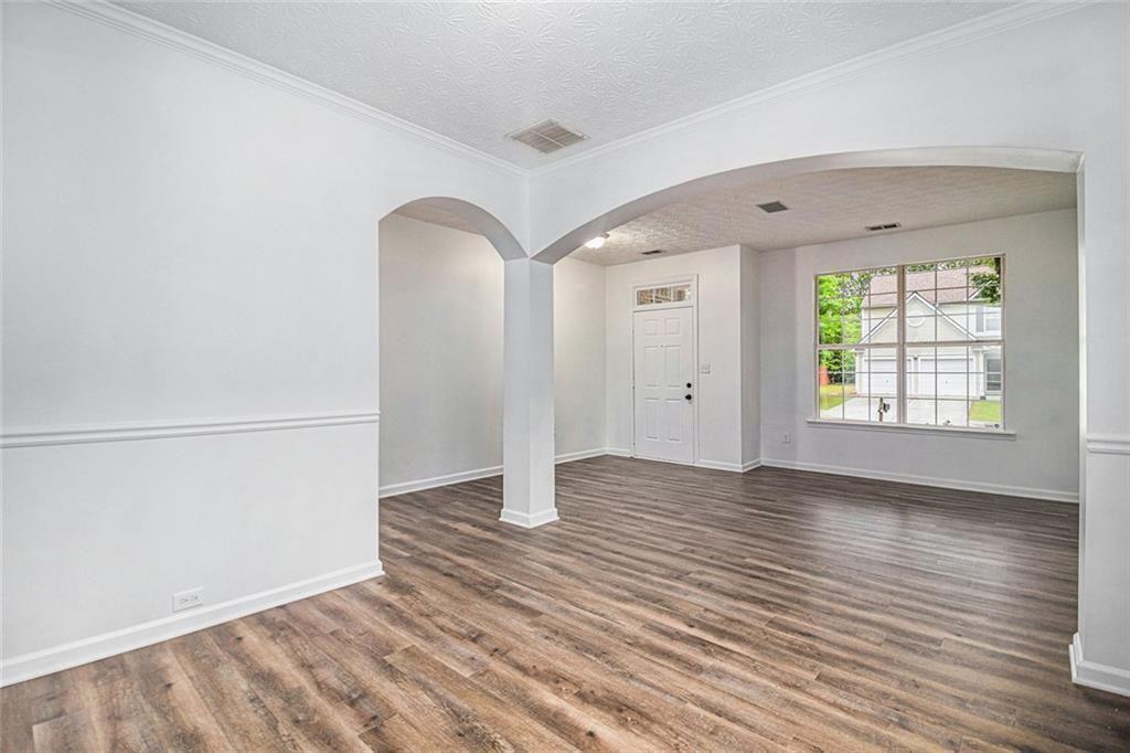 7454 Silver Arrow Trail SE