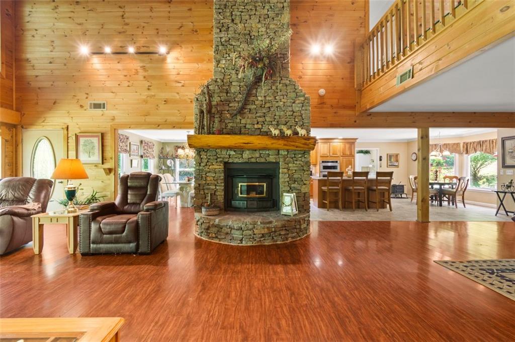 122 Gold View Drive, Dahlonega, Georgia image 5